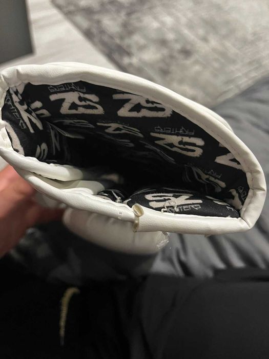 RZ Fithers протектори и ръкавици Муай тай и Кик бокс