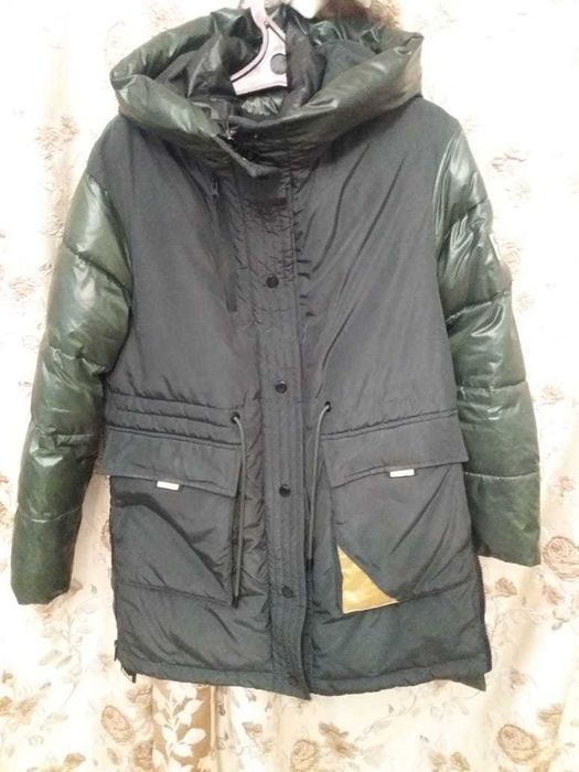 Продам куртку в отличном состоянии