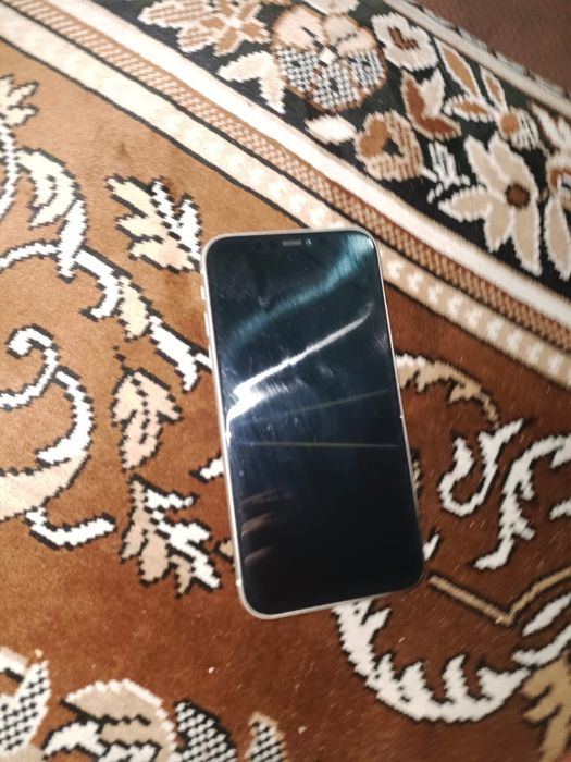 Продам iphone 11