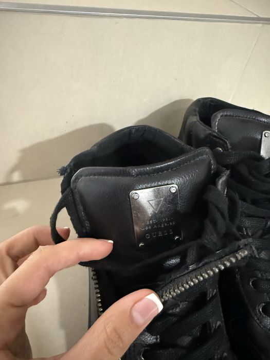 Обувки Guess естествена кожа…….