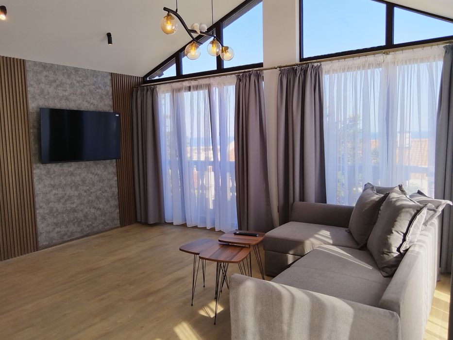 Дава се под наем Четиристаен апартамент в Варна, Виница - 105 кв.м за 1000 € - Снимка #2