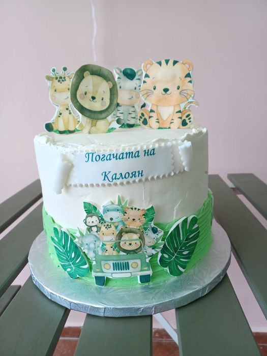 Торта, мъфини, меденки и погача / сет за сладка бебешка погача