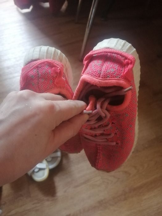Обувь для девочки за всё 1000тг