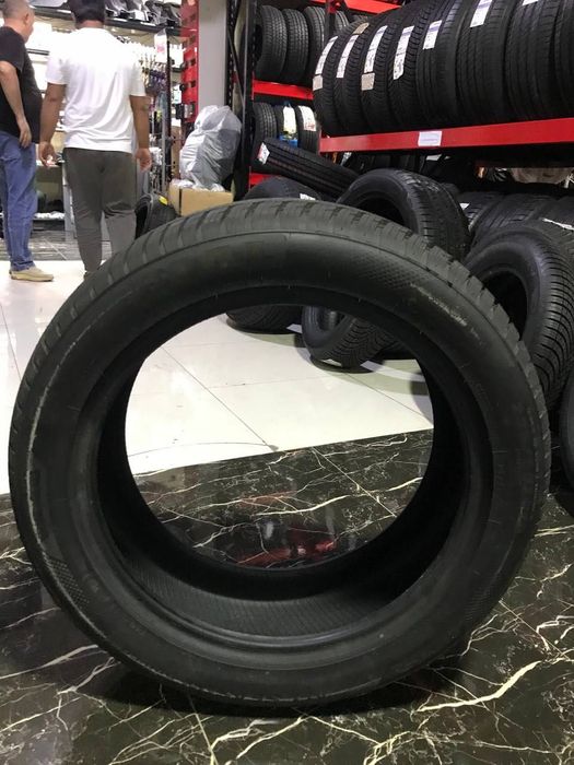 Shina Balon Imperial 235/50R19