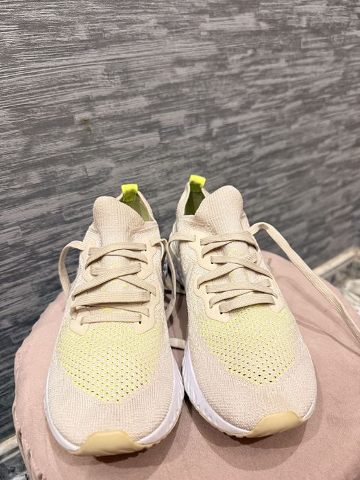 Nike epic react flyknit