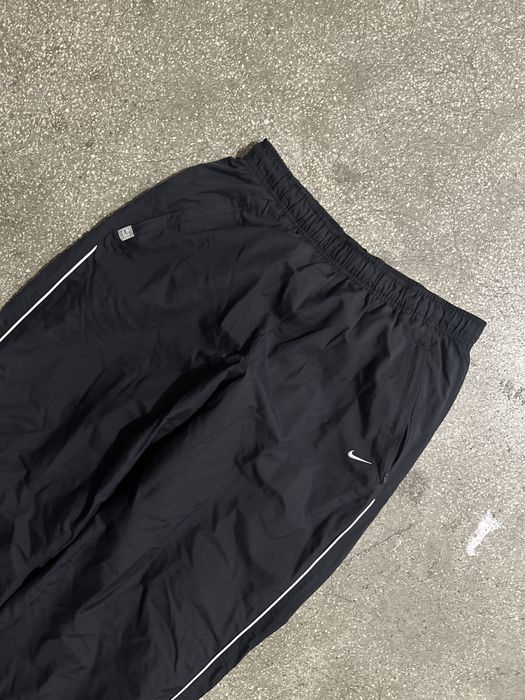Pantaloni de trening nike din anii 2000 L negru