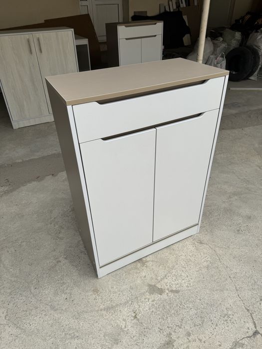 Polka.oyoq kiyim shkaf.obuvnitsa