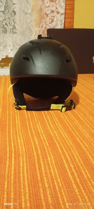 Cască de schi / snowboard neagră