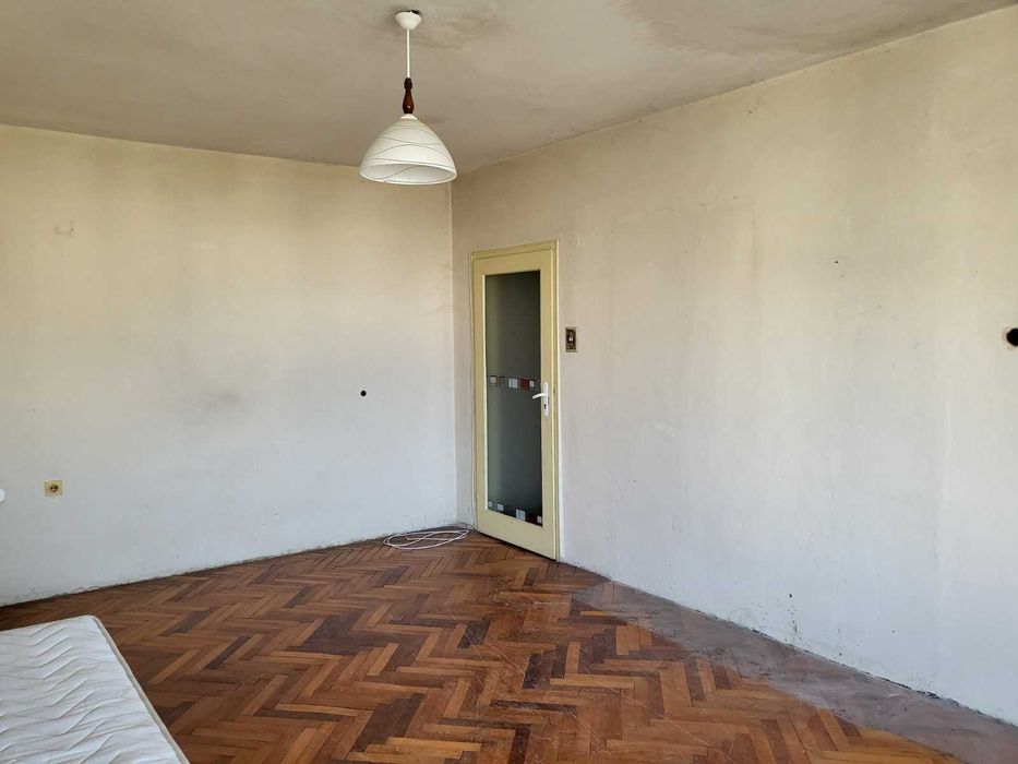 Продава се Двустаен апартамент в Русе, Широк център - 68 кв.м за 706 €/кв.м - Снимка #2