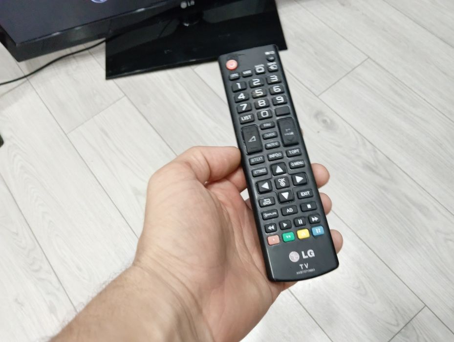 Продам телевизор LG