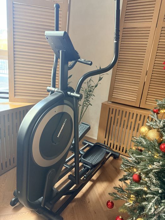 Продам элипс тренажер, в отличном состоянии