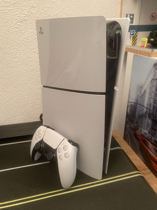 PlayStation 5 Slim 1TB