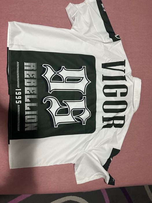 Риза с къс ръкав