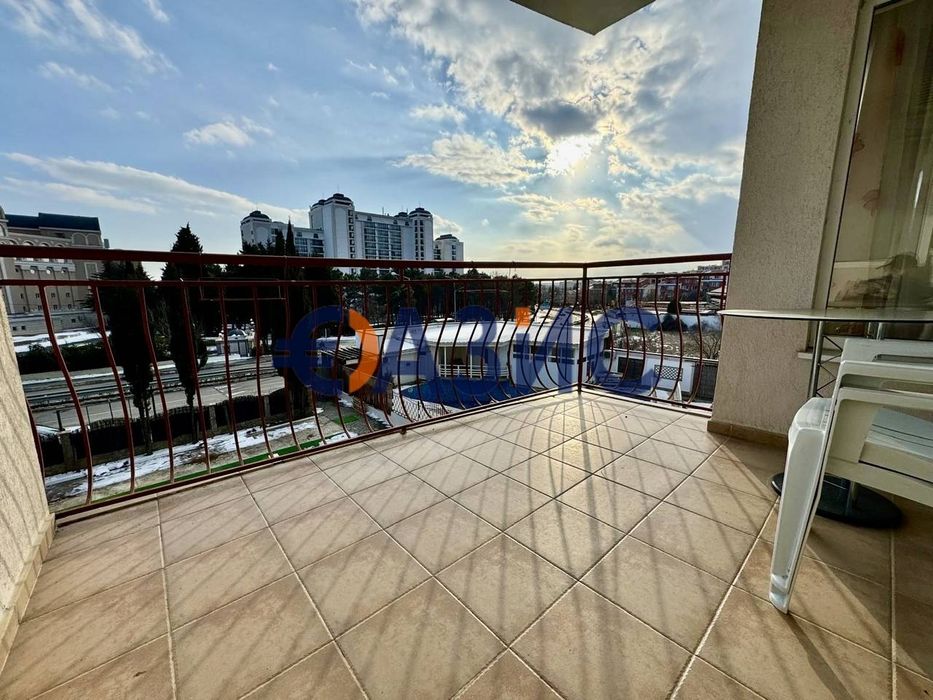 Двустаен апартамент в комплекс Бел Ер, 70 кв.м., Свети Влас, България,