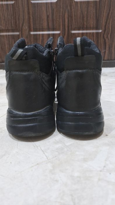 Ботинки осенние.