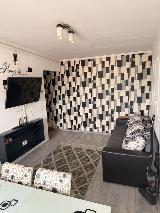 Apartament de inchiriat/ b dul Closca in spate la liga
