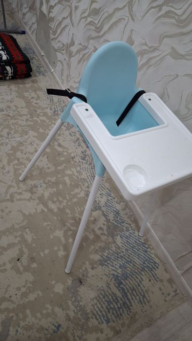 Продам детский стол