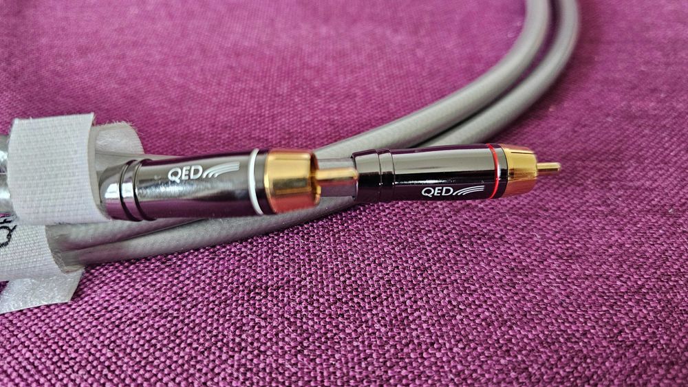 Amplificator Emotiva A-300 + Preamplificator Emotiva PT-100