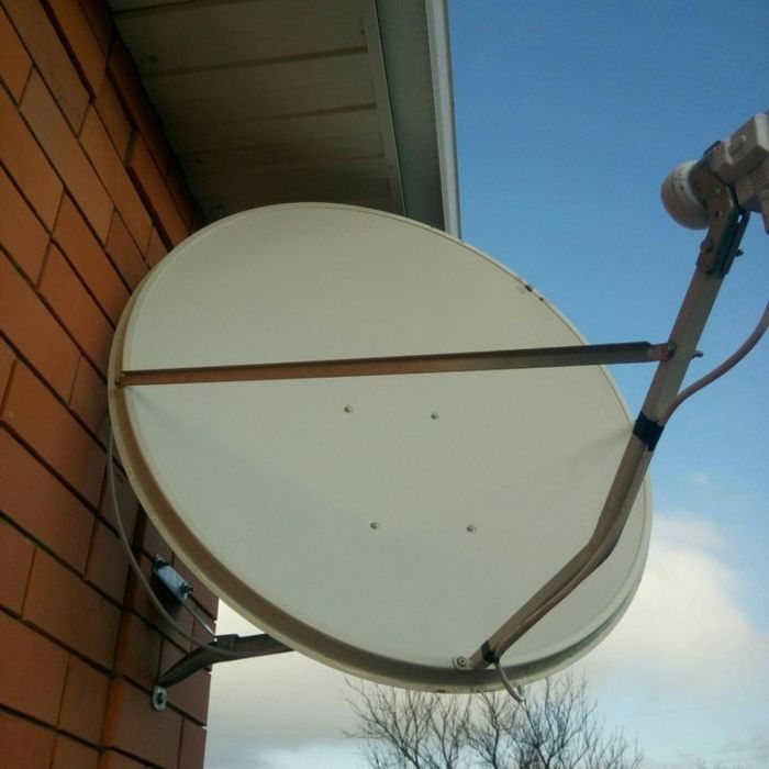 Спутниковая тарелка