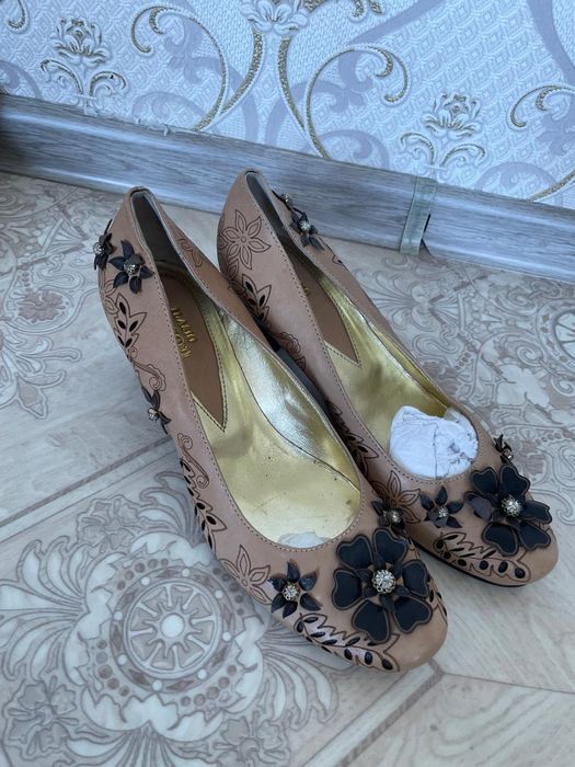 Женская обувь из Италии  и Турции