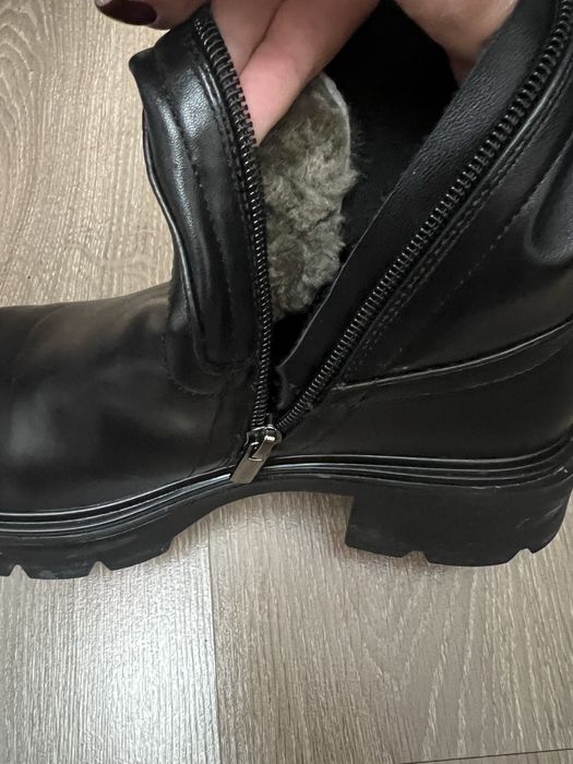 Продам новые сапоги