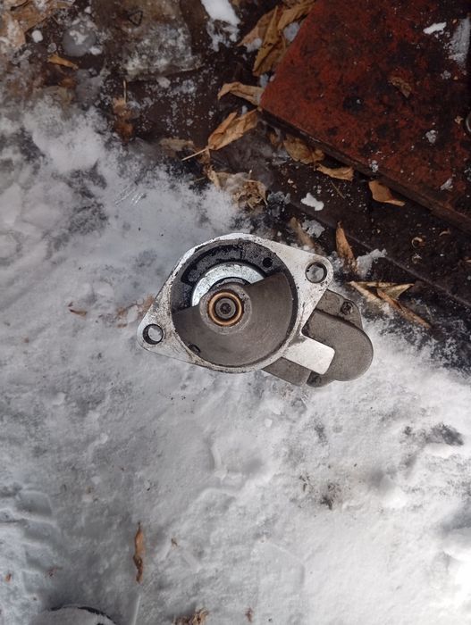 Продам стартер от ваз