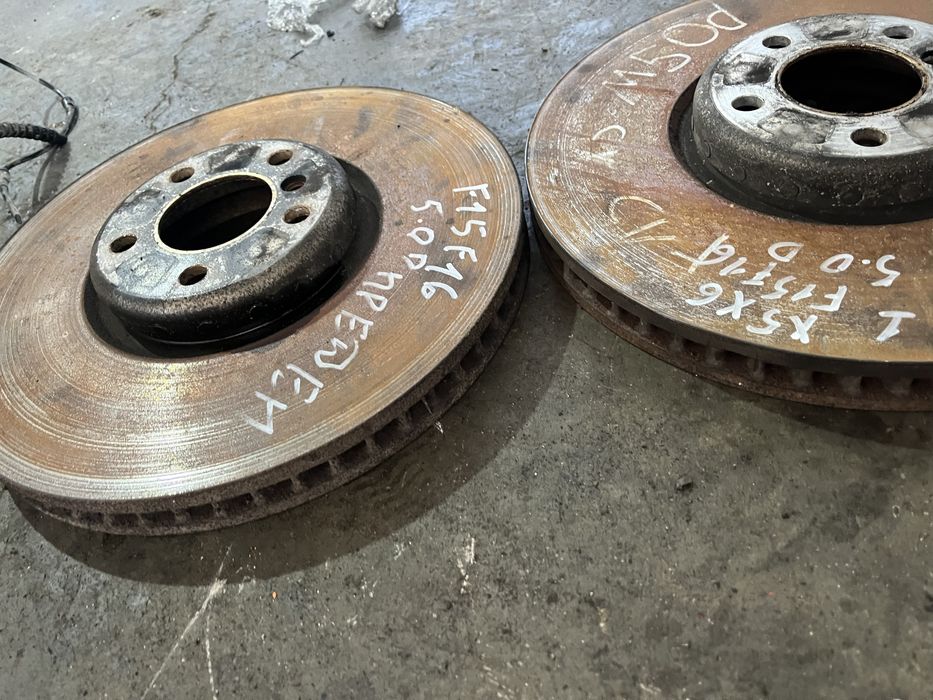 Предни спирачки бмв х5 ф15 М50д ( predni spirachki bmw x5 M50D )