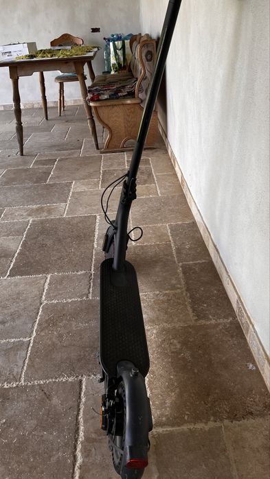 Trotinetă Electrică Xiaomi – Perfect Funcțională (Frâne Bune, Viteza 25 km/h)