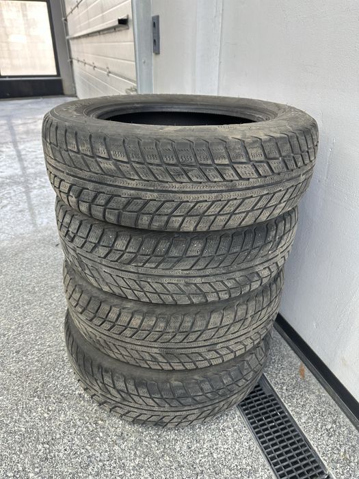 Продаю зимний шины