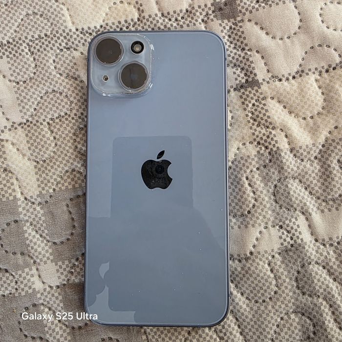 Продавам IPHONE 14