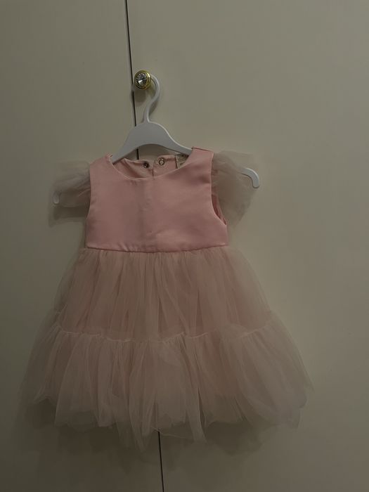 Продам детские платья