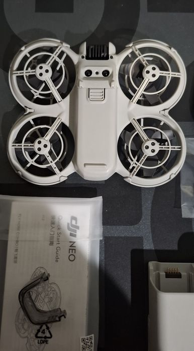 Дрон DJI  Neo комплект