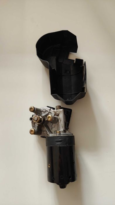Motoraș ștergător haion marca Bosch