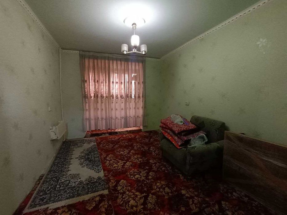 3х комнатная квартира на 2 этаже в середине, район Согдиана