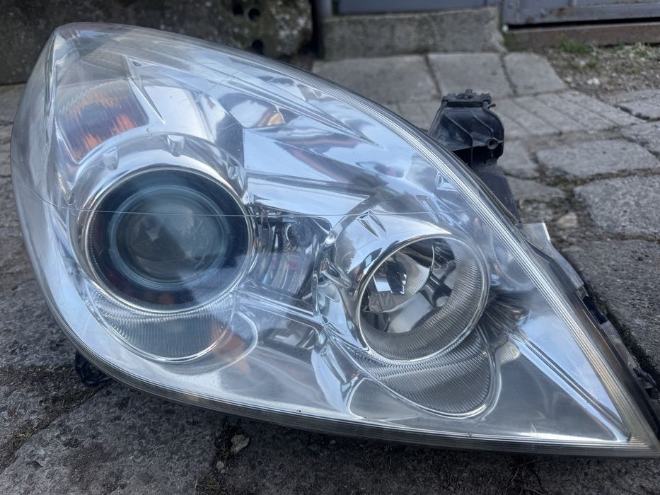 Фарове opel zafira