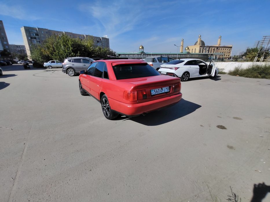 Audi 100 в хорошем состоянии