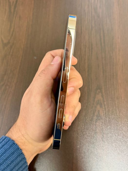 Iphone 14 pro 780 лв…..