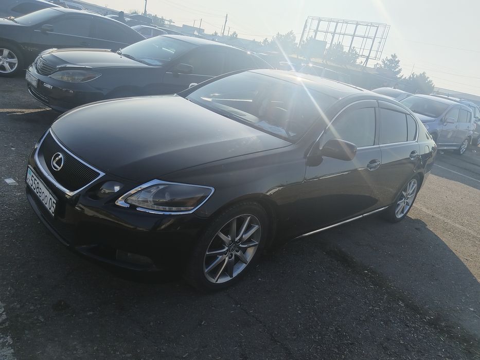 Машина лексус gs 300