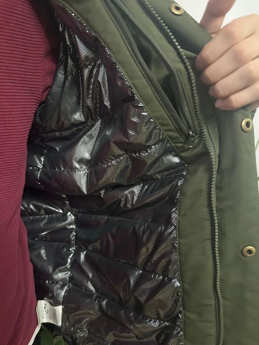 Продам зимнюю куртку