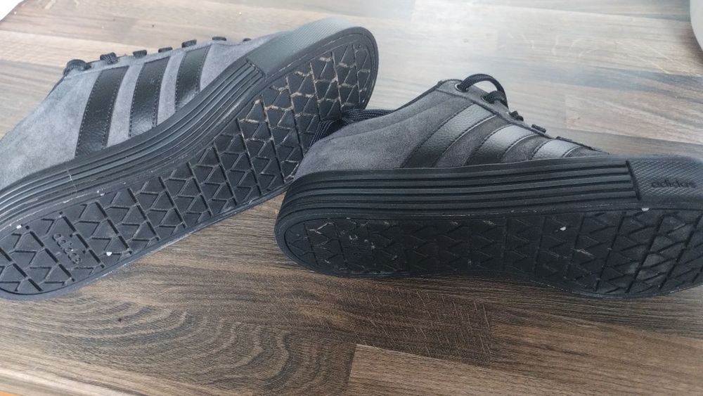 Маратонки Adidas