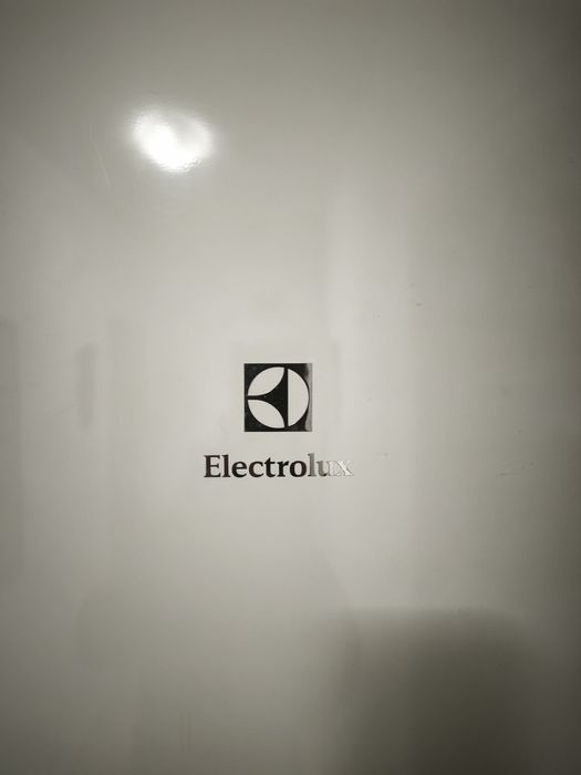 Combina frigorifica Electrolux EN4000AOW
