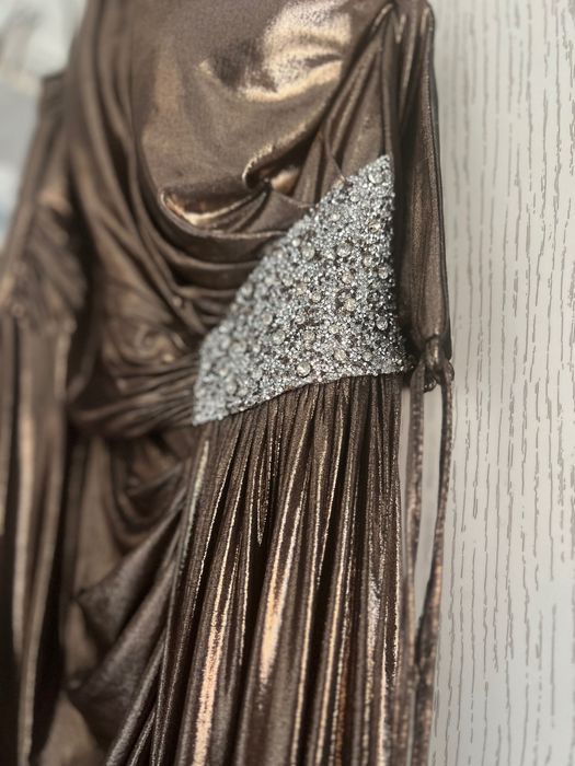 Официални рокли различни модели