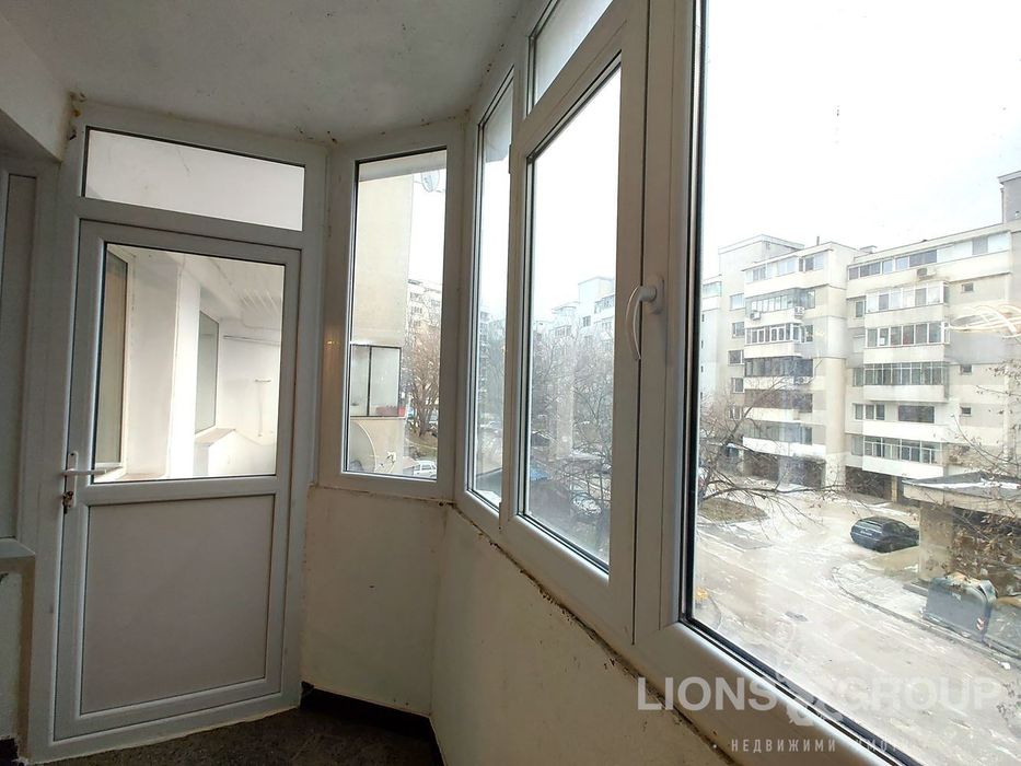 Дава се под наем Тристаен апартамент в Варна, Трошево - 110 кв.м за 747.66 € - Снимка #4