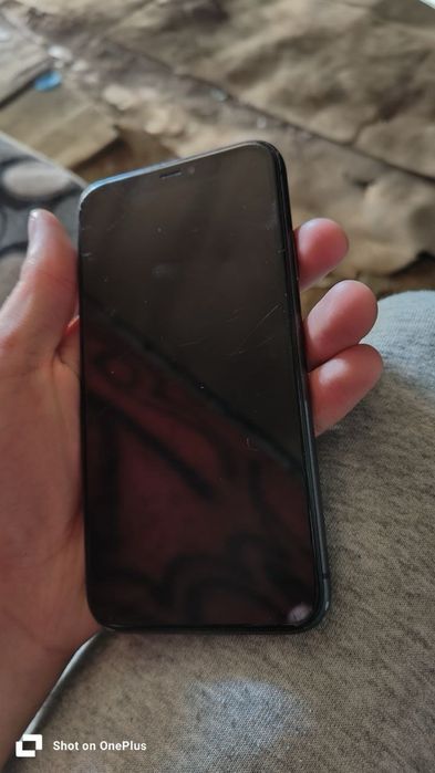 Продам iphone 11