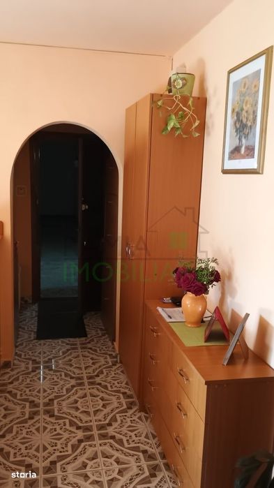 Apartament spațios cu 3 camere, 78 mp, 2 băi și 2 balcoane – Vlahuta