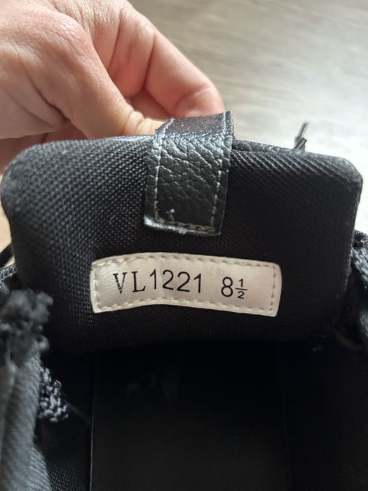 Adidași Louis Vuitton