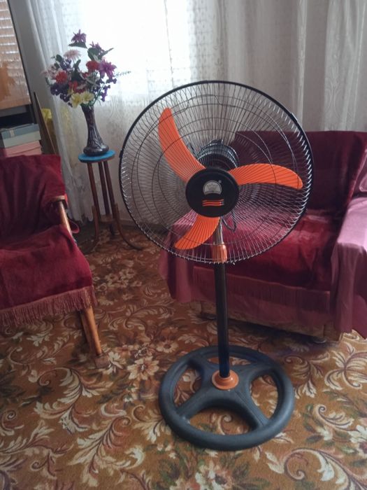 Вентилятор напольный