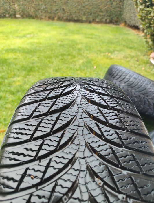 Гуми с джанти оригинални тасове