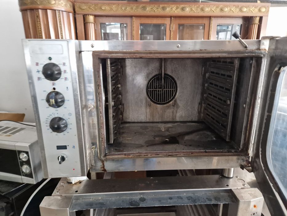 Cuptor electric pizza la 380v, 4+4 pizza, Cuptor convectie gastronomie