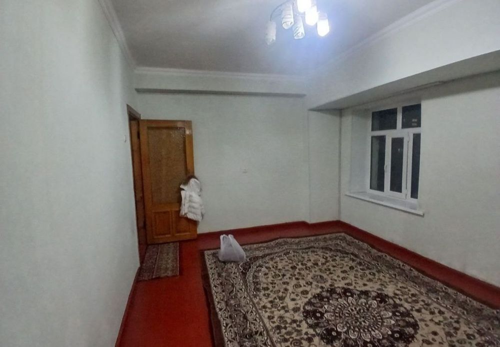 Продается 2/3/4 на м-ве Феруза (Ориентир ЭКО Базар)